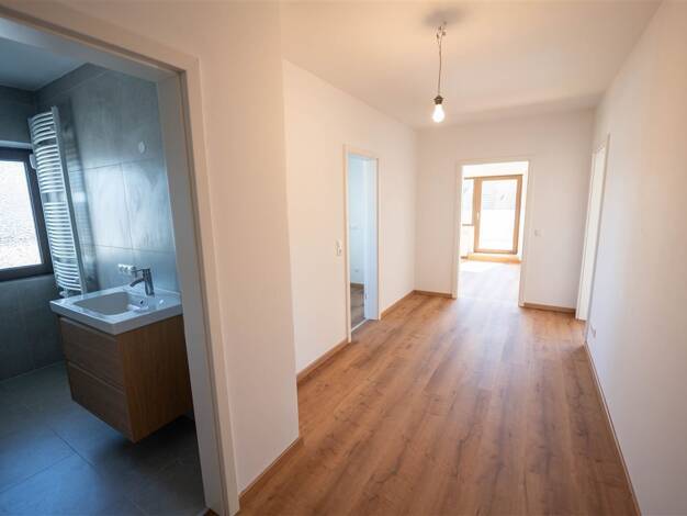 Wohnung zur Miete 1.750 € 3 Zimmer 99,8 m² Dachgeschoss frei ab sofort Karlsfeld b München 85757