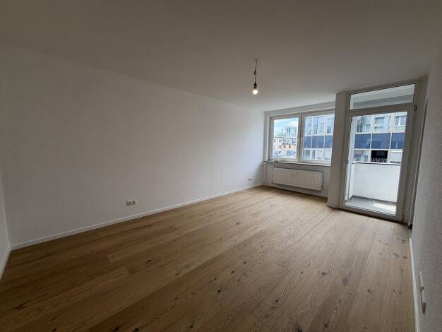 Studio zur Miete 750 € 1 Zimmer 33 m² 4. Geschoss frei ab sofort Zeil 39 Innenstadt Frankfurt am Main 60313