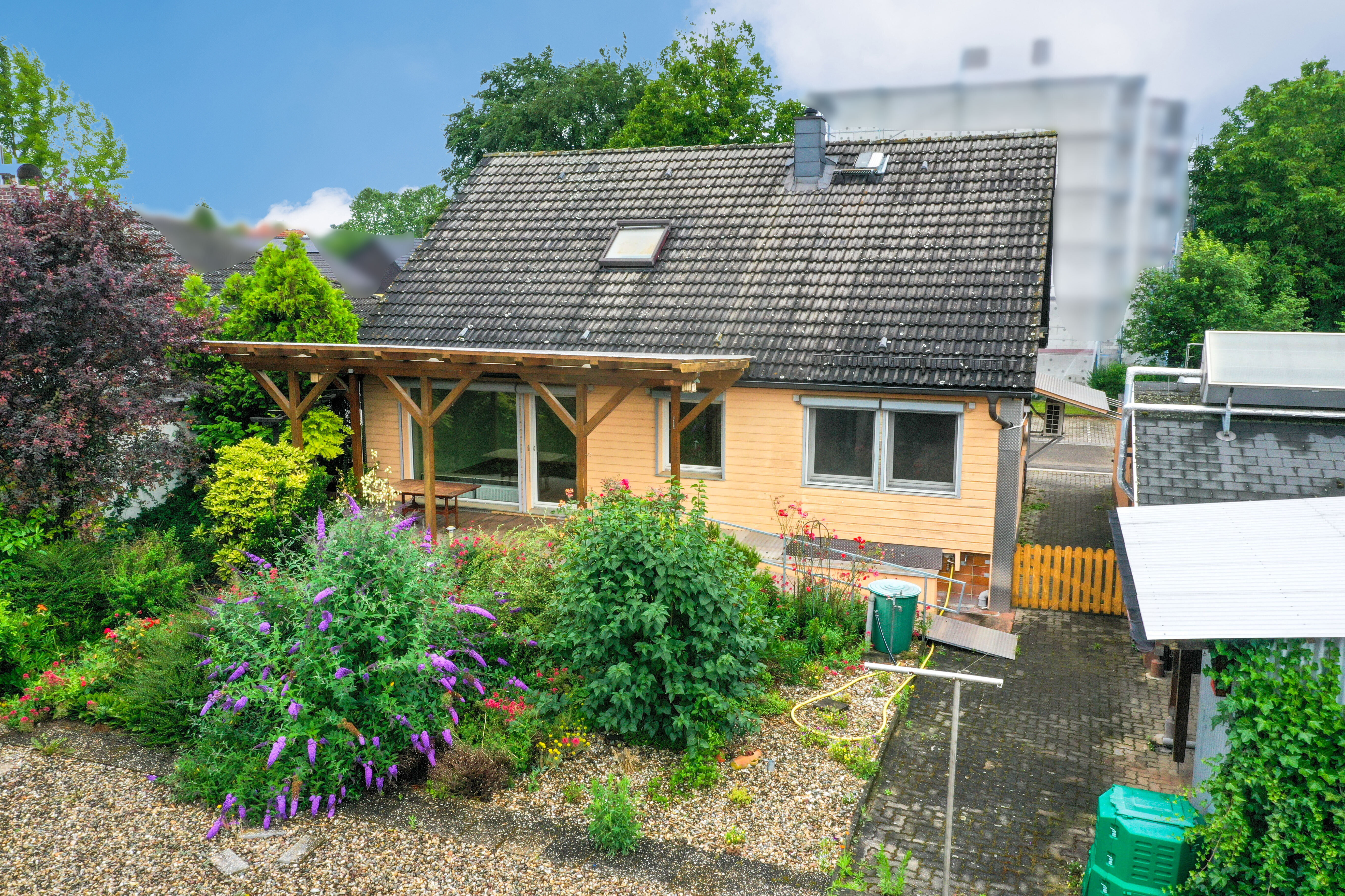 Einfamilienhaus zum Kauf 375.000 € 6 Zimmer 153 m²<br/>Wohnfläche 573 m²<br/>Grundstück ab sofort<br/>Verfügbarkeit Dresdener Straße 8 Böhl-Iggelheim 67459