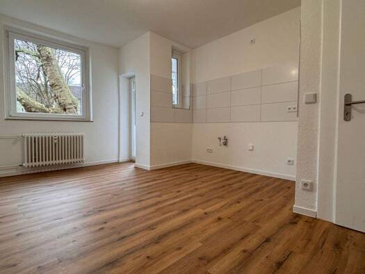 Studio zur Miete 425 € 1 Zimmer 42,2 m² EG frei ab 01.03.2026 Stolbergstr. 72 Bergeborbeck Essen 45355