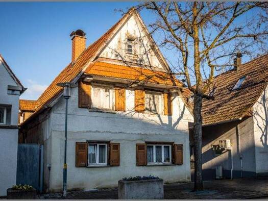 Einfamilienhaus zum Kauf 98.000 € 6 Zimmer 92 m² 207 m² Grundstück Stadtgebiet Renchen 77871