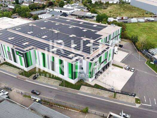 Lagerhalle zur Miete 5.000 m² Lagerfläche teilbar ab 5.000 m² Linn Krefeld 47809