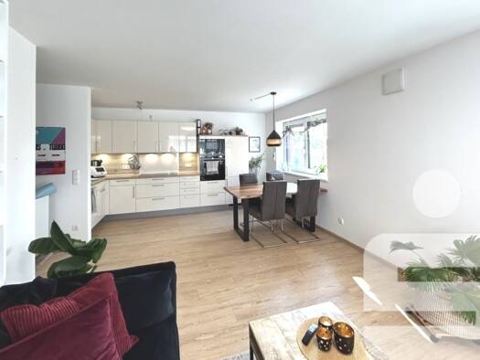 Wohnung zum Kauf 350.000 € 3 Zimmer 77 m² frei ab 01.08.2026 Waldkraiburg 84478