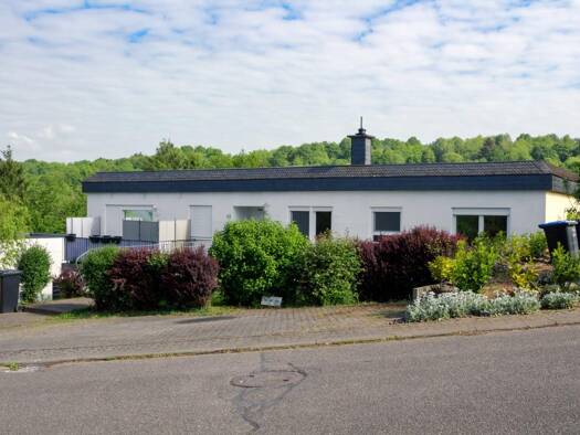 Wohnung zum Kauf 189.000 € 2 Zimmer 68,5 m² frei ab sofort Ruwer Trier 54292