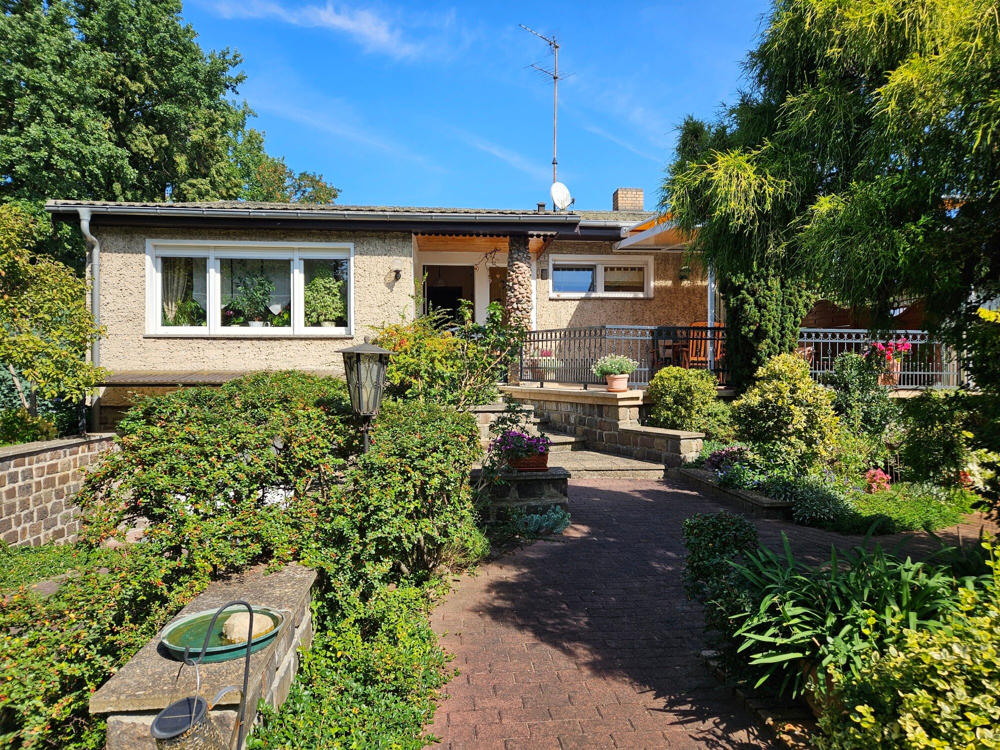 Bungalow zum Kauf provisionsfrei 549.000 € 4 Zimmer 144 m²<br/>Wohnfläche 1.033 m²<br/>Grundstück Fredersdorf-Süd Fredersdorf-Vogelsdorf 15370