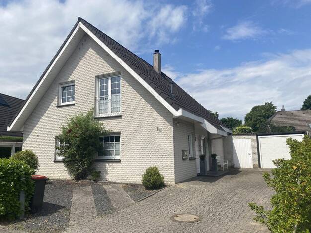 Einfamilienhaus zum Kauf provisionsfrei 518.000 € 4 Zimmer 127 m² 496 m² Grundstück frei ab 01.05.2027 Pansdorf Ratekau 23689