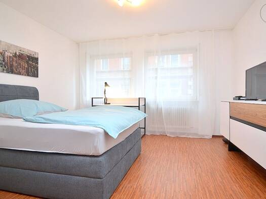Wohnung zur Miete Wohnen auf Zeit 765 € 1 Zimmer 27 m² frei ab 01.09.2025 Maxfeld Nürnberg 90409