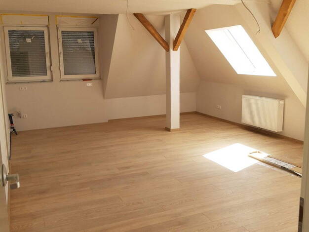 Wohnung zur Miete 955 € 5 Zimmer 108 m² Dachgeschoss, 2. Geschoss frei ab 01.11.2025 Winden 76872