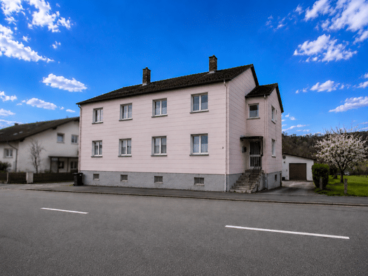 Doppelhaushälfte zum Kauf 140.000 € 6 Zimmer 150 m² 662 m² Grundstück Breitfurt Blieskastel 66440
