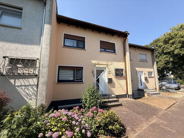 Reihenmittelhaus zum Kauf provisionsfrei 440.000 € 4 Zimmer 96,5 m² 192 m² Grundstück Sossenheim West 65936
