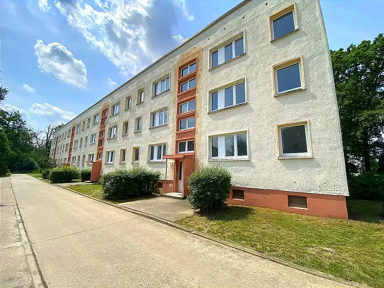 Wohnung zur Miete 410 € 4 Zimmer 75 m² 1. Geschoss frei ab sofort Annaburg Annaburg 06925