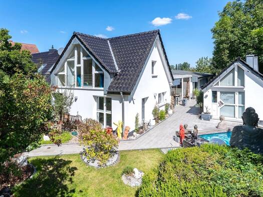 Haus zum Kauf 1.390.000 € 6 Zimmer 245 m² 2.716 m² Grundstück Neersen Willich 47877
