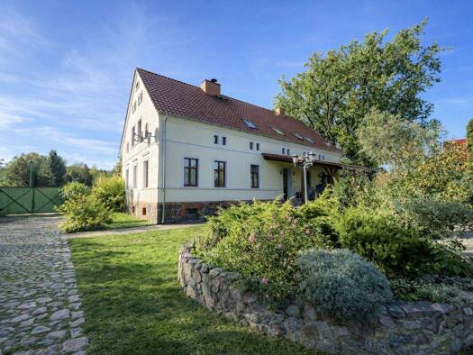 Mehrfamilienhaus zum Kauf 699.000 € 11 Zimmer 301 m² 3.585 m² Grundstück Klosterheide Lindow (Mark) / Klosterheide 16835