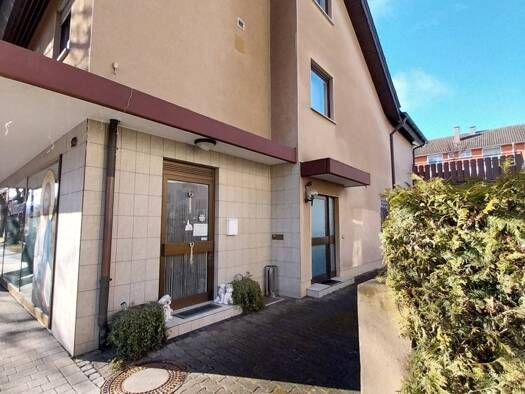Haus zum Kauf 850.000 € 4,5 Zimmer 229,5 m² 444 m² Grundstück Singen Singen (Hohentwiel) 78224