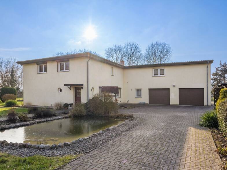 Mehrfamilienhaus zum Kauf 289.000 € 7 Zimmer 240 m² 2.616 m² Grundstück Gützkow Gützkow 17506