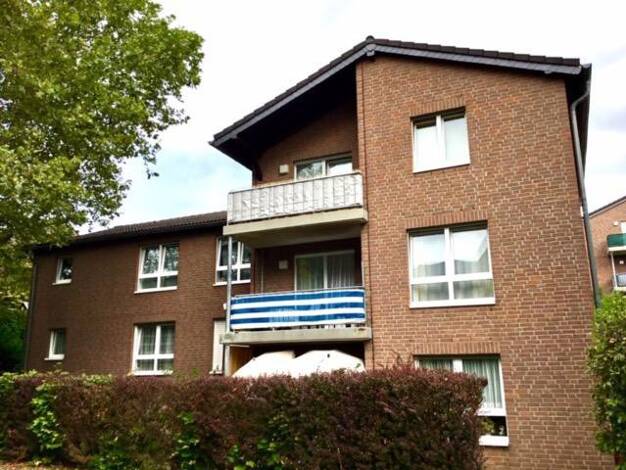 Wohnung zur Miete nur mit Wohnberechtigungsschein 635 € 4 Zimmer 92,6 m² 1. Geschoss frei ab 16.08.2026 Hebborner Feld 44 Hebborn Bergisch Gladbach 51467