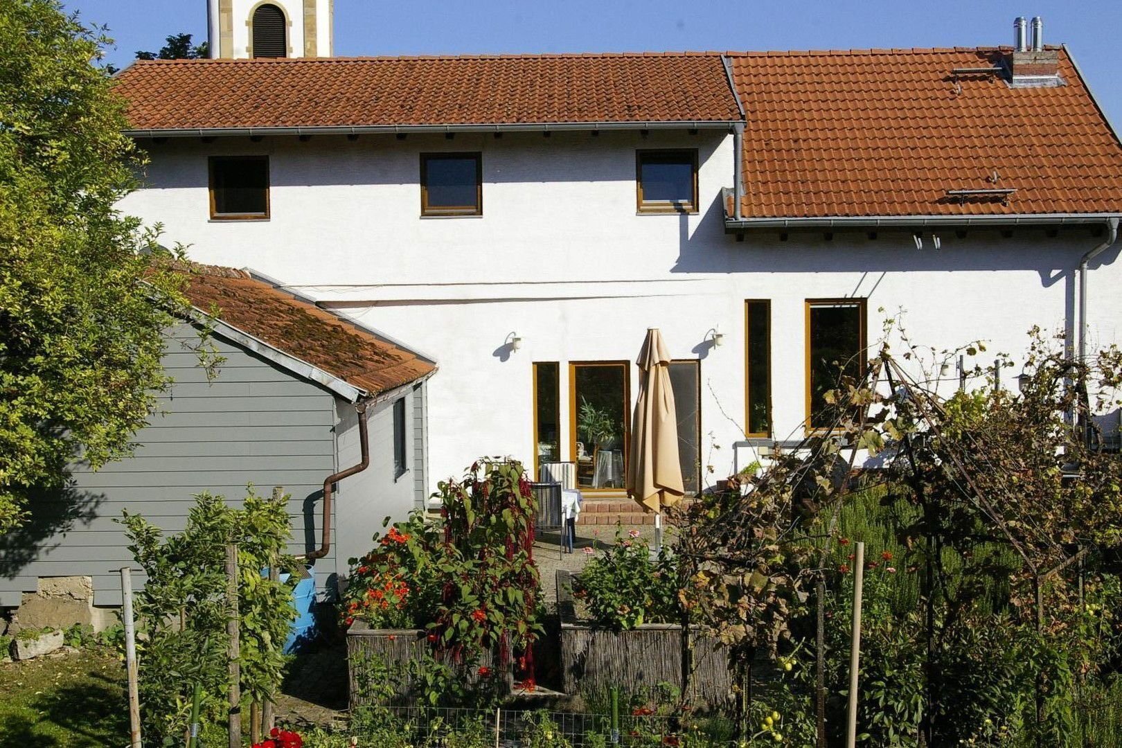 Einfamilienhaus zum Kauf provisionsfrei 650.000 € 13 Zimmer 356 m²<br/>Wohnfläche 991 m²<br/>Grundstück Flomborn 55234