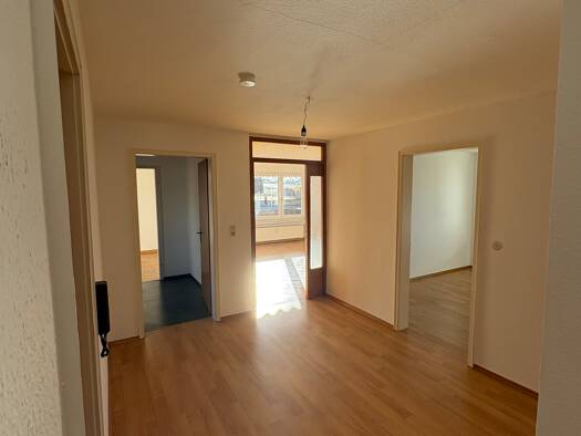 Wohnung zur Miete 800 € 3,5 Zimmer 90 m² Geschoss 1/3 frei ab sofort Rietheim Villingen-Schwenningen 78052