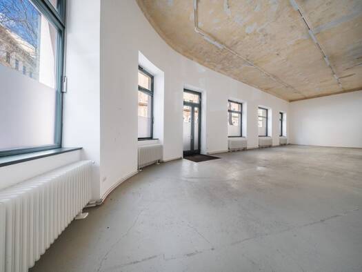 Halle/Industriefläche zum Kauf 5.296 € 565 m² Lagerfläche Untere Weißgerberstraße Landstraße 1030