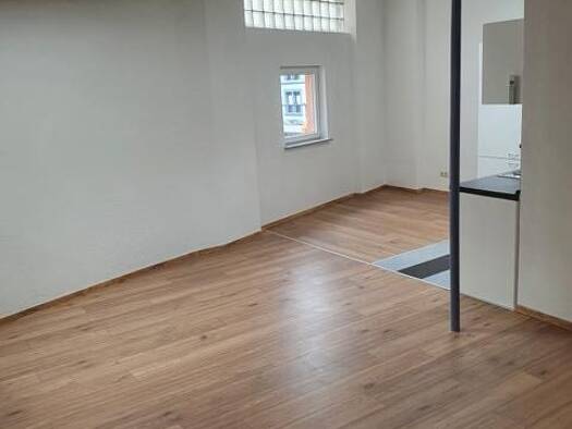 Wohnung zur Miete 810 € 2 Zimmer 54,5 m² Geschoss EG/1 frei ab sofort Ost Stuttgart 70186