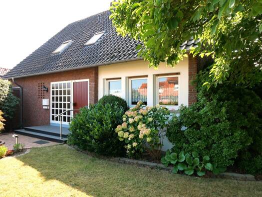 Einfamilienhaus zum Kauf provisionsfrei 275.000 € 8 Zimmer 153 m² 779 m² Grundstück Twistringen Twistringen 27239