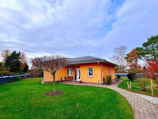Einfamilienhaus zum Kauf 435.000 € 4 Zimmer 136 m² 1.478 m² Grundstück frei ab 15.07.2026 Gallinchen Cottbus / Gallinchen 03051