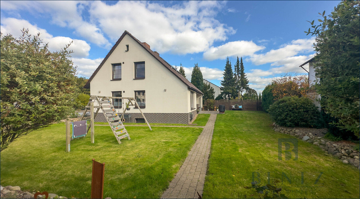 Einfamilienhaus zum Kauf 318.000 € 7 Zimmer 141 m²<br/>Wohnfläche 814 m²<br/>Grundstück Dreibergen Bremerhaven / Wulsdorf 27572