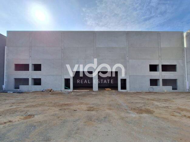 Lagerhalle zur Miete 945 m² Lagerfläche teilbar ab 470 m² Benrath Düsseldorf 40597