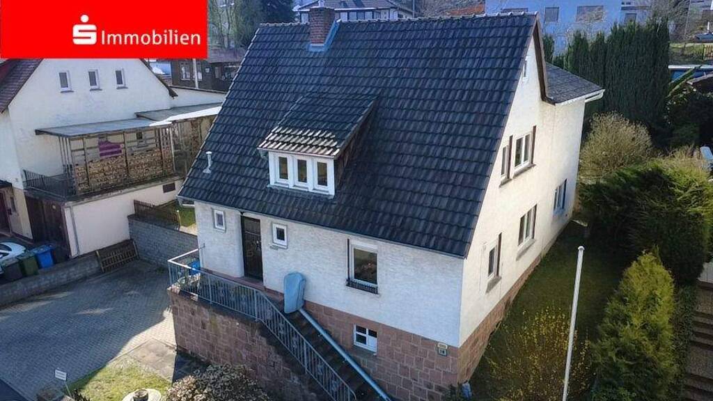 Einfamilienhaus zum Kauf 265.000 € 6 Zimmer 170 m² 552 m² Grundstück frei ab sofort Fronhausen 35112