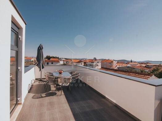 Haus zum Kauf 750.000 € 8 Zimmer 220 m² Vodice 22211