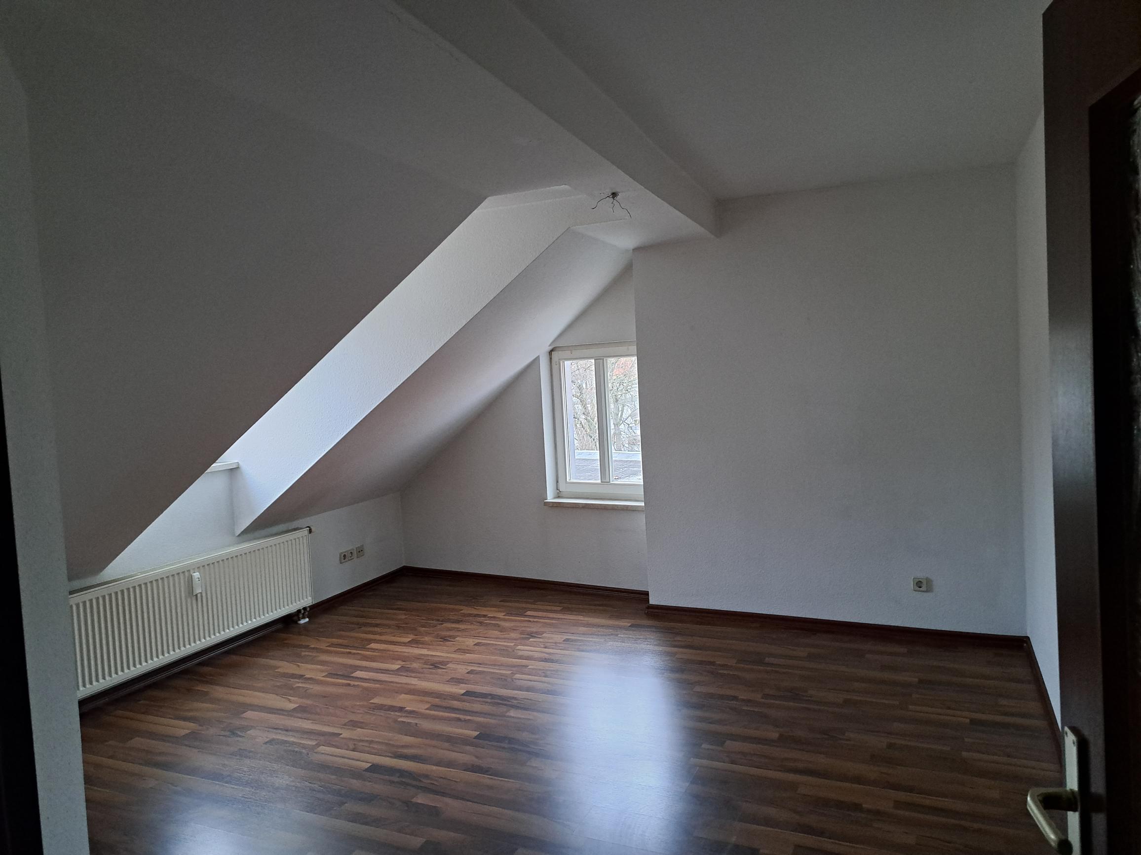 Wohnung zur Miete 480 € 3 Zimmer 82 m²<br/>Wohnfläche 3.<br/>Geschoss ab sofort<br/>Verfügbarkeit Altendorf 51 Nordhausen Nordhausen 99734