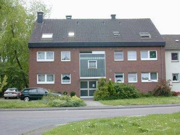 Wohnung zur Miete nur mit Wohnberechtigungsschein 362 € 2,5 Zimmer 66 m² 2. Geschoss frei ab 01.02.2026 Barbarastraße 13 Overbruch Duisburg 47178