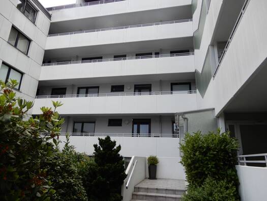 Wohnung zum Kauf 245.000 € 3 Zimmer 80 m² Geschoss 1/4 frei ab sofort Lehe Ost 28359