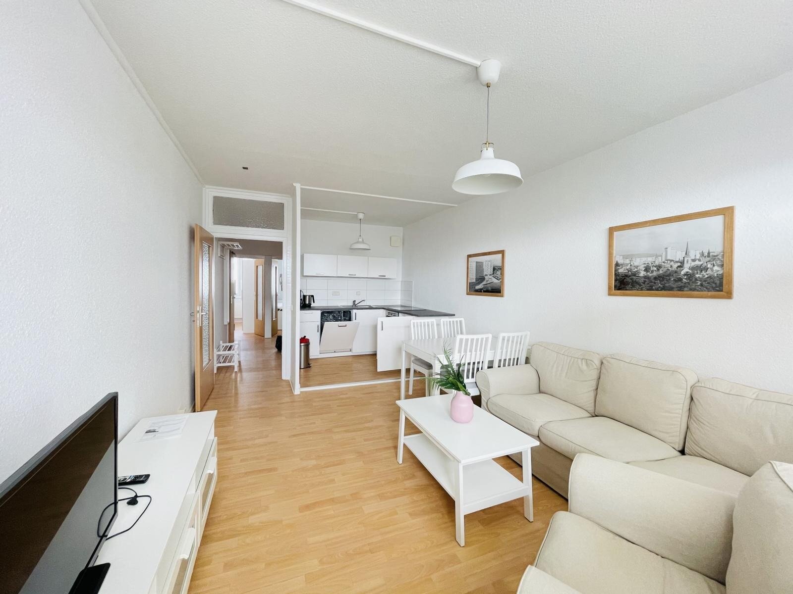 Wohnung zur Miete 360 € 3 Zimmer 52,7 m²<br/>Wohnfläche 7.<br/>Geschoss Vilniuser Straße 3 Rieth Erfurt 99089