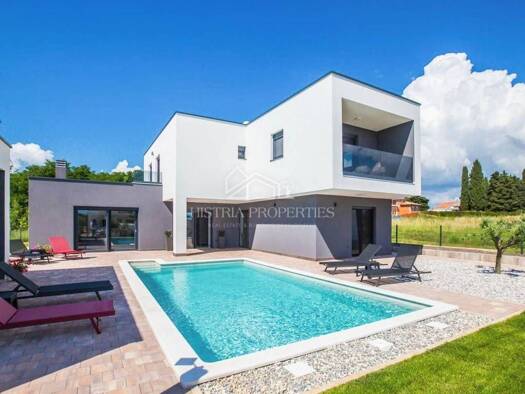 Haus zum Kauf 745.000 € 5 Zimmer 180 m² Kaštelir
