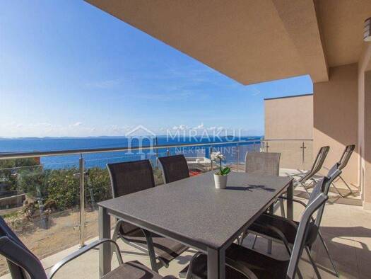 Einfamilienhaus zum Kauf 1 € 13 Zimmer 402 m² Murter Kornati 22243