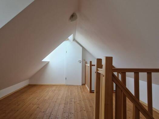Wohnung zur Miete 750 € 3,5 Zimmer 100 m² 3 Geschosse frei ab sofort Apolda Apolda 99510