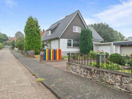 Einfamilienhaus zum Kauf 349.000 € 5 Zimmer 126 m² 381 m² Grundstück Preetz 24211