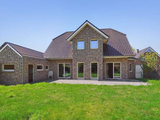 Einfamilienhaus zum Kauf 7 Zimmer 211 m² 699 m² Grundstück Suddendorf Schüttorf 48465