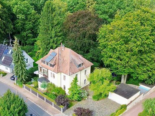 Villa zum Kauf 1.100.000 € 13 Zimmer 288 m² 1.454 m² Grundstück Friedewald Moritzburg 01468