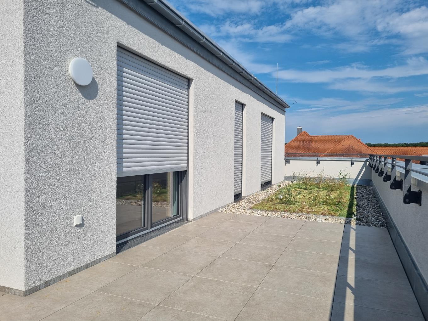 Wohnung zur Miete 1.555 € 3 Zimmer 109,8 m²<br/>Wohnfläche Chemnitzer Str. 8 Lamboy Hanau 63452