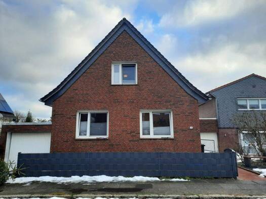 Einfamilienhaus zur Miete 840 € 3 Zimmer 83 m² 50 m² Grundstück frei ab 01.04.2026 Hemelingen Bremen 28309