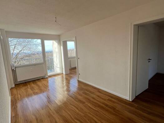 Wohnung zur Miete 700 € 3 Zimmer 70 m² Geschoss 3/4 frei ab sofort Eschberg Saarbrücken 66121