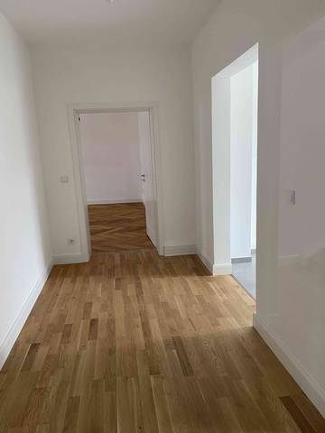 Wohnung zur Miete 700 € 2 Zimmer 84,1 m²<br/>Wohnfläche ab sofort<br/>Verfügbarkeit Maximilianstraße Altstadt Landshut 84028