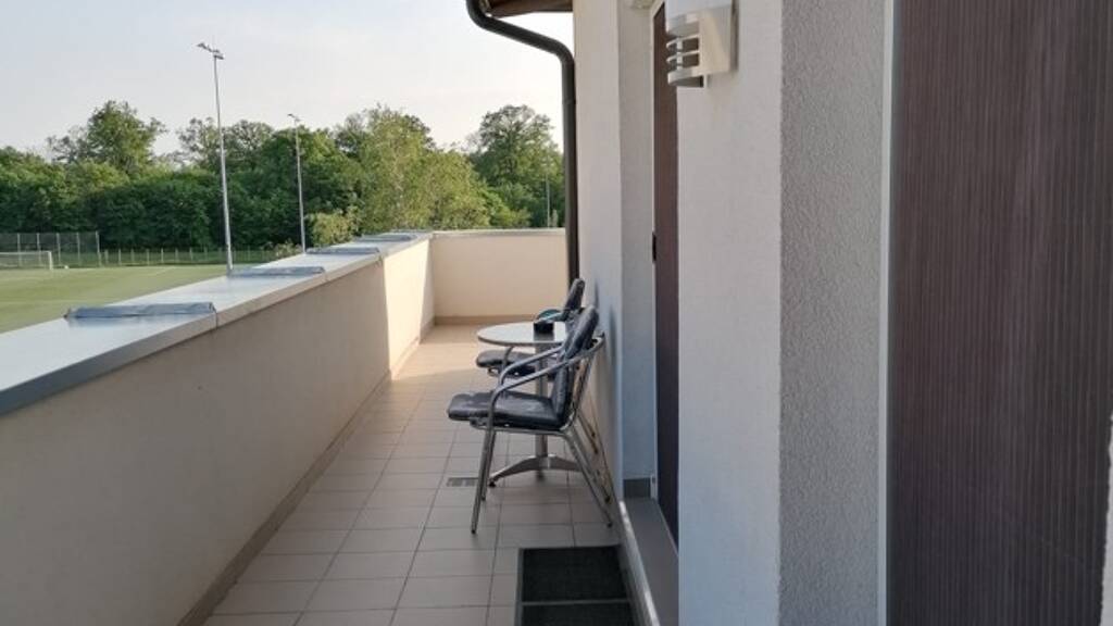 Wohnung zum Kauf 220.000 € 4 Zimmer 91 m² Tatabánya 2800