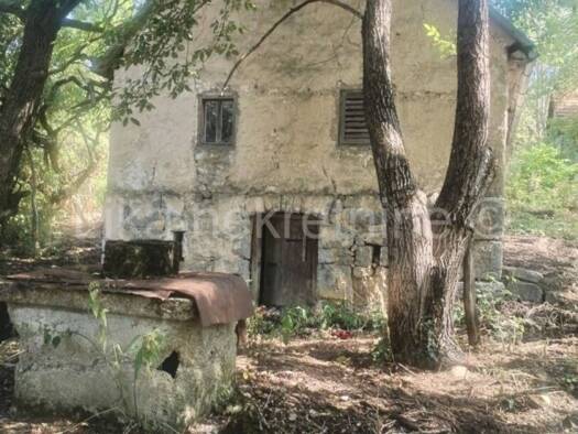 Haus zum Kauf 80.000 € 6 Zimmer 200 m² Udbina