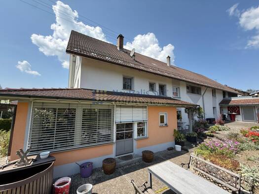 Bauernhaus zum Kauf 570.000 € 8 Zimmer 228 m² 1.325 m² Grundstück Wolfegger Straße 9 Rötenbach Wolfegg 88364
