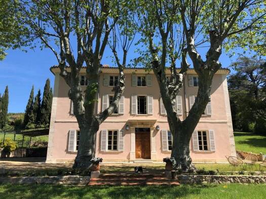 Einfamilienhaus zum Kauf 1.250.000 € 15 Zimmer 430 m² 5.200 m² Grundstück Aups 83630