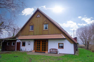 Bauernhaus zum Kauf 350.000 € 5 Zimmer 140 m² 47.000 m² Grundstück Neuendorf-Sachsenbande / Sachsenbande 25554