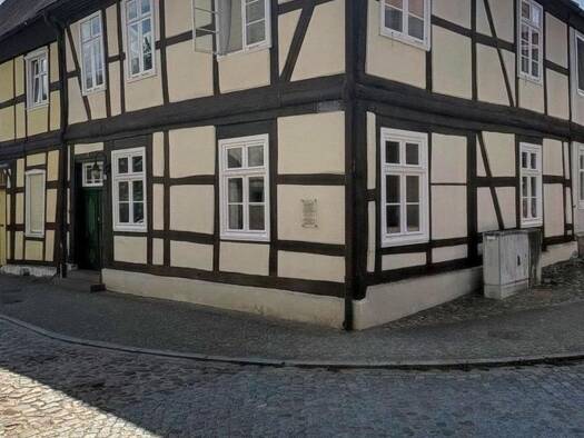 Mehrfamilienhaus zum Kauf provisionsfrei 124.900 € 4 Zimmer 101 m² 78 m² Grundstück Lenzen Lenzen (Elbe) 19309